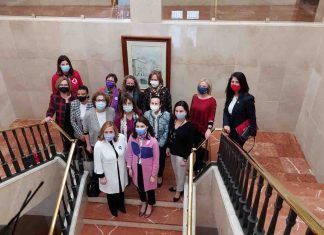 La presidenta del Colegio asistió a una reunión con la ministra de Justicia