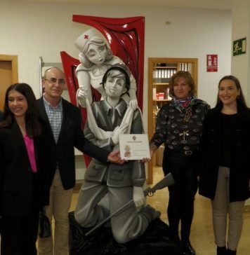 El Colegio de Enfermería de Alicante firma un nuevo convenio con Fogueres de Sant Joan