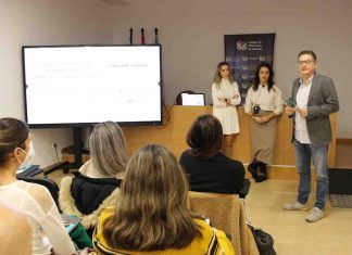 La jornada de Micropigmentación mamaria areolar celebrada en el Colegio de Enfermería de Alicante destaca la figura de la enfermera/o micropigmentadora