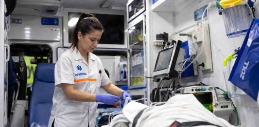 El Colegio de Enfermería de Alicante pone en valor el trabajo de las enfermeras y enfermeros en las unidades de Soporte Vital Avanzado Enfermero